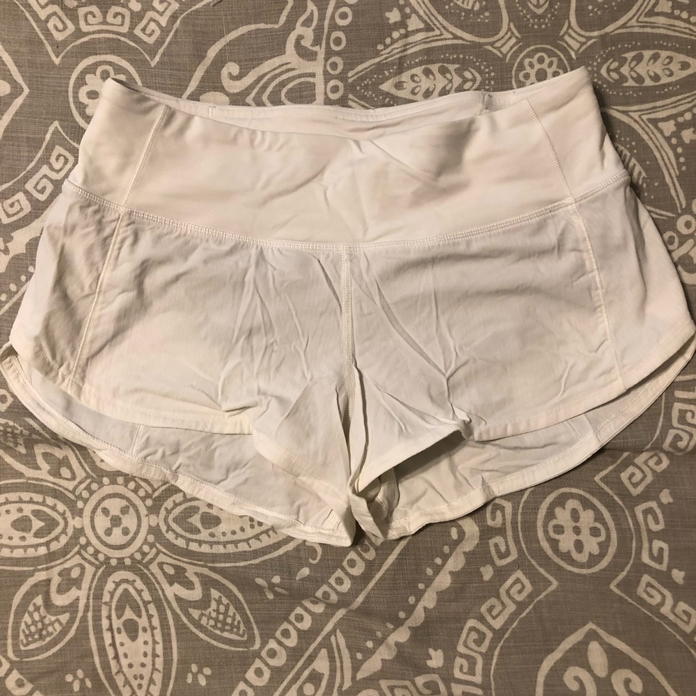 Lululemon Speed Up Low-Rise lined shorts